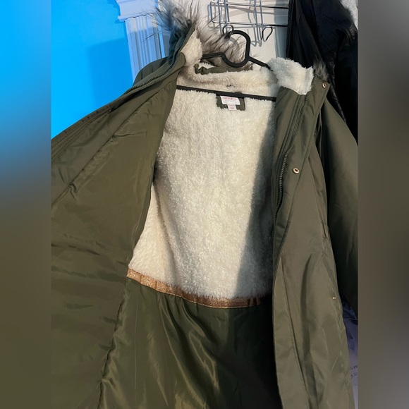 Cat and Jack winter coat - Picture 3 of 4